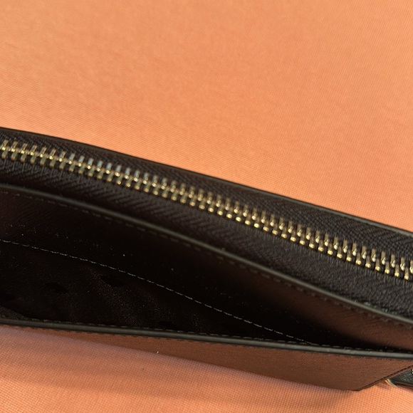 New Kate Spade ♠️ Leather Wallet. Black. - Picture 5 of 5